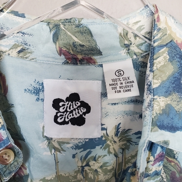 Hilo Hattie Men's 100% Silk Hawaiian Print Button Down Short Sleeve Camp Shirt - Picture 4 of 7